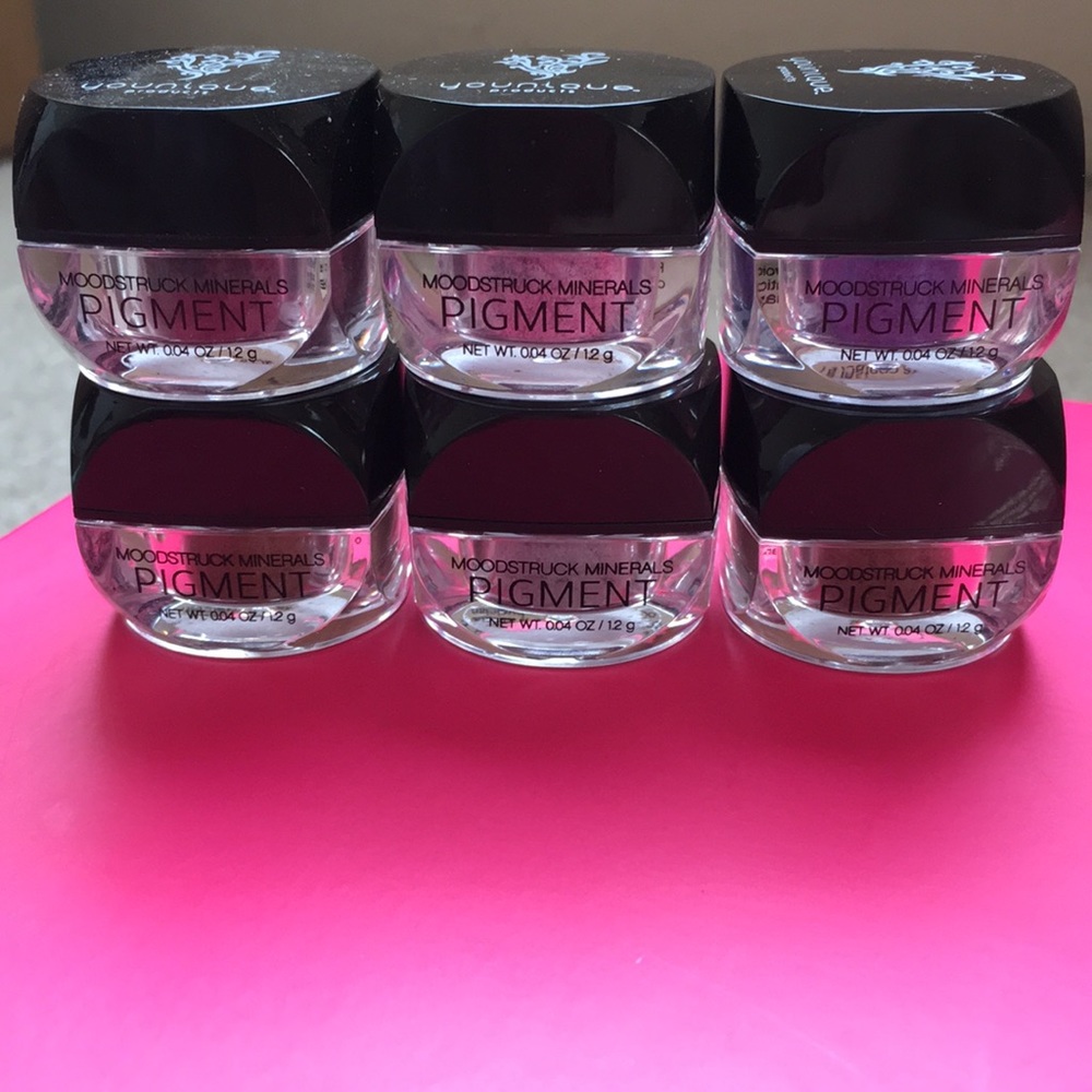 Moodstruck Minerals Pigment